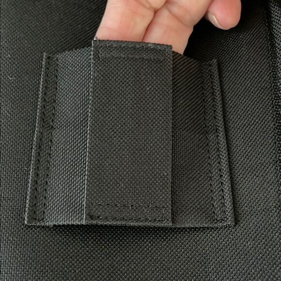 FlexSafe Anti-Theft Portable Safe Locks onto Fixed objects Combo Lock NWT - Picture 7 of 14